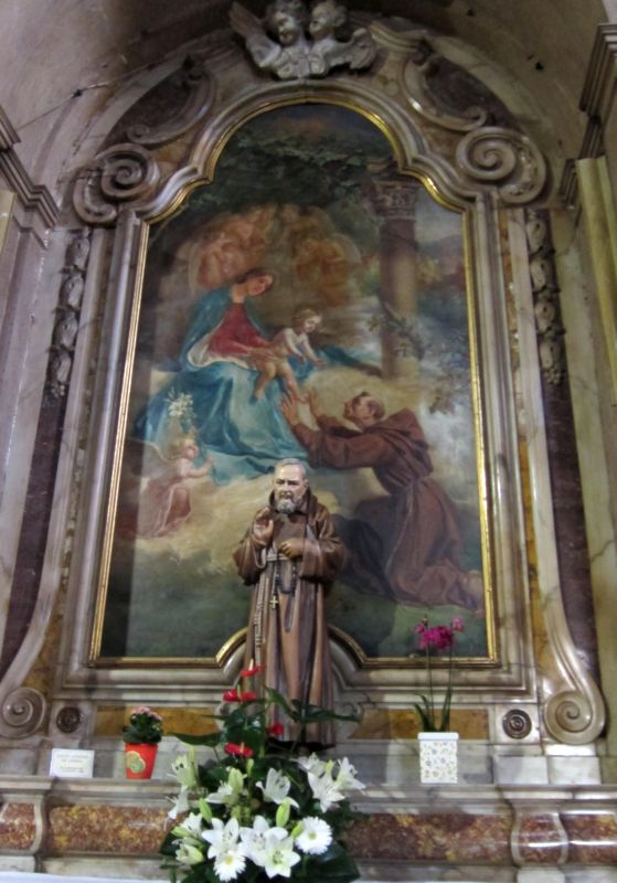  Святой Антоний в католическом соборе. Лиссабон.  Португалия. Фото  Лимарева В.Н. 